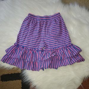 Girl’s boutique ruffle shorts 3T EUC!